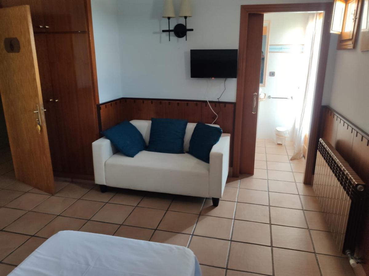 Hostal Tastavins Penarroya De Tastavins ภายนอก รูปภาพ