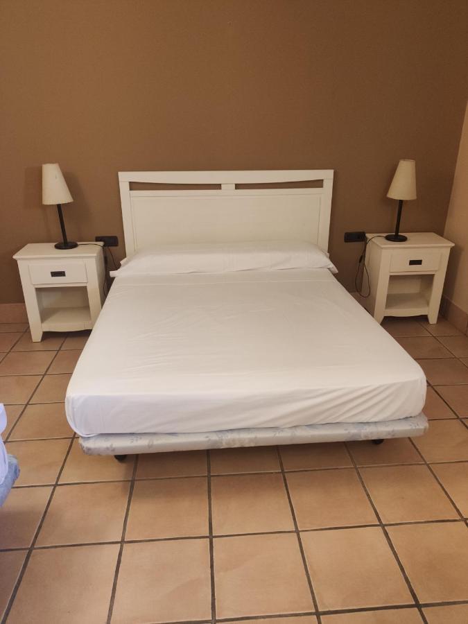 Hostal Tastavins Penarroya De Tastavins ภายนอก รูปภาพ