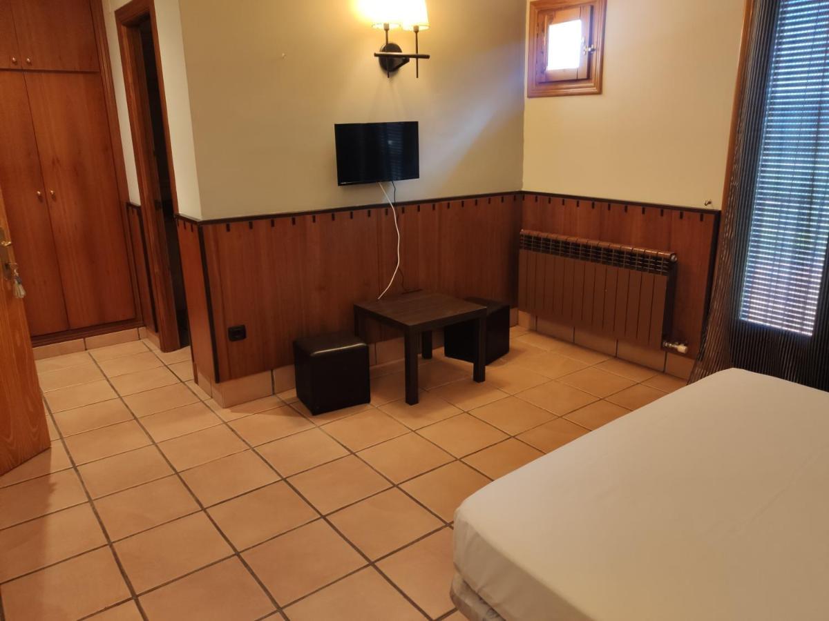 Hostal Tastavins Penarroya De Tastavins ภายนอก รูปภาพ