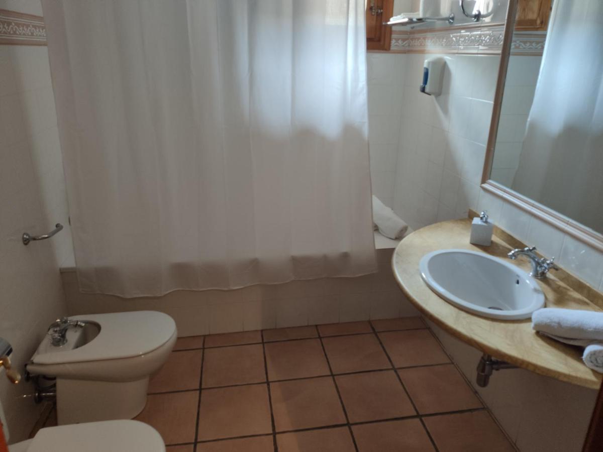 Hostal Tastavins Penarroya De Tastavins ภายนอก รูปภาพ