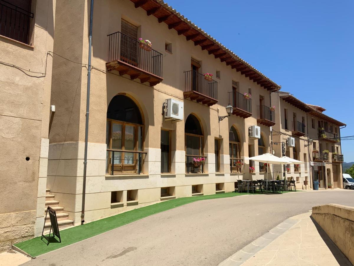 Hostal Tastavins Penarroya De Tastavins ภายนอก รูปภาพ