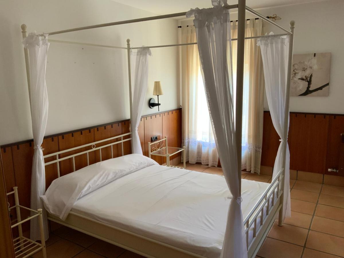 Hostal Tastavins Penarroya De Tastavins ภายนอก รูปภาพ